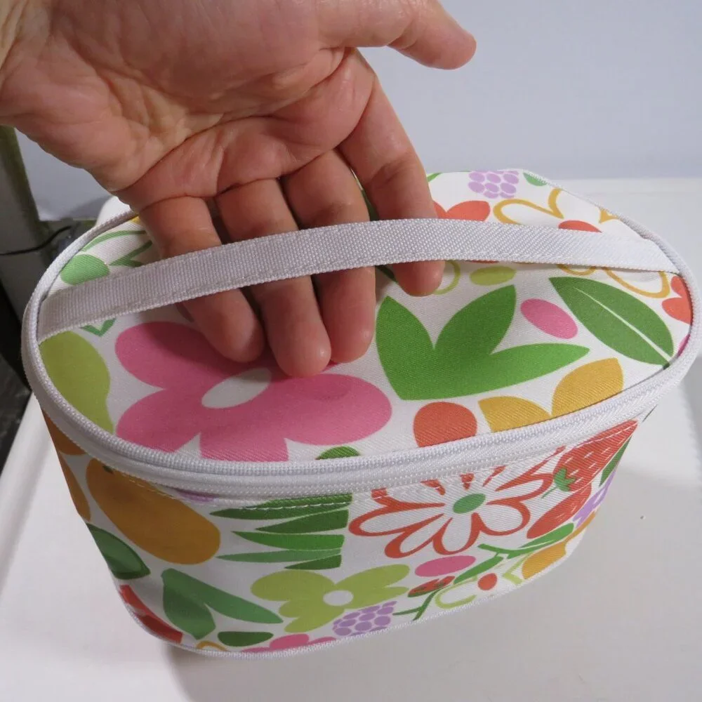 Clinique makeup/cosmetic travel bag/case Fruit & Flowers LIKE NEW